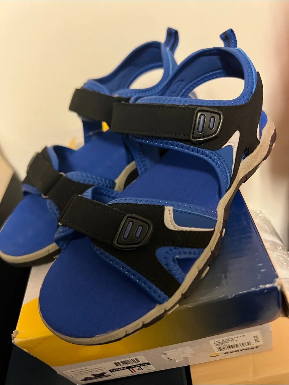 Size 4 Boys Blue Adjustable Sandals